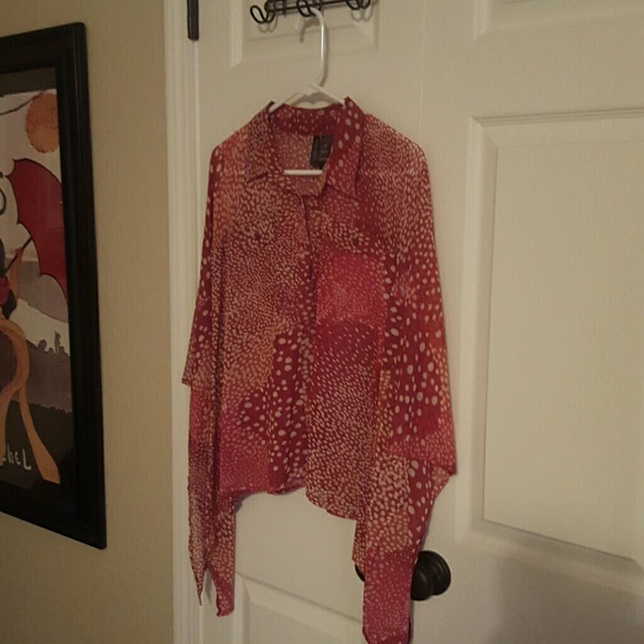 Women's blouse - Picture 1 of 4