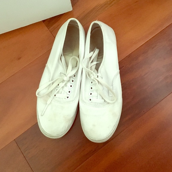 White Women's Vans