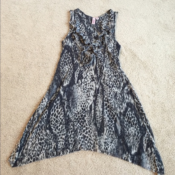 Sweet pea fashion top