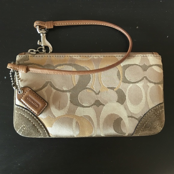 Coach Signature Wristlet - Picture 1 of 4