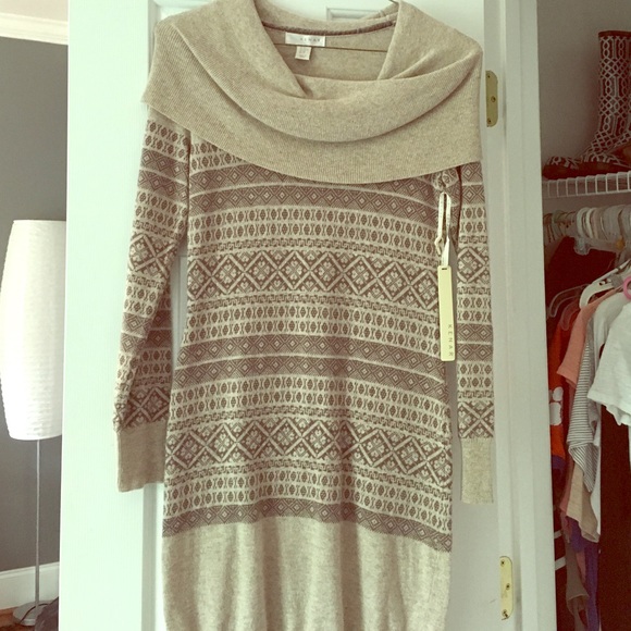 Kenar Sweater dress