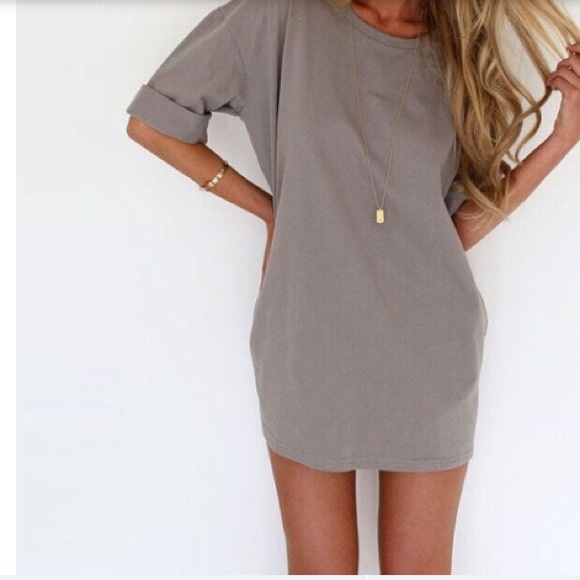 Dresses & Skirts - Mini loose fitting dress