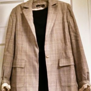 Classic Tahari Blazer