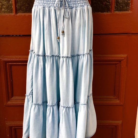 H&M BLUE SKIRT NEW WITH TAGS
