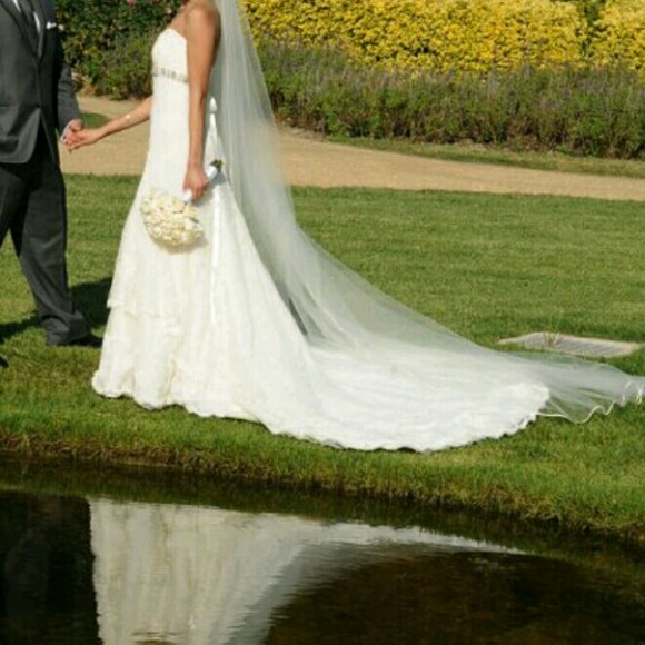 Cara Mia Lace wedding dress - Picture 4 of 4