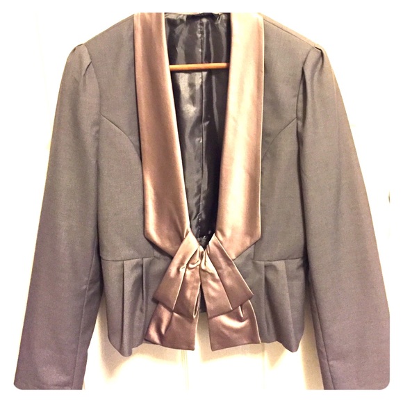 Grey tuxedo blazer SZ L