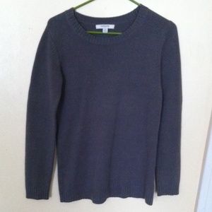 Barely worn, lazy day sweater!