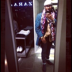 Meet your Posher, Lazaro