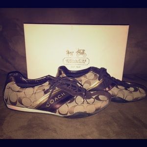Coach shoes