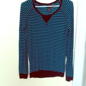 Striped lightweight long sleeved shirt