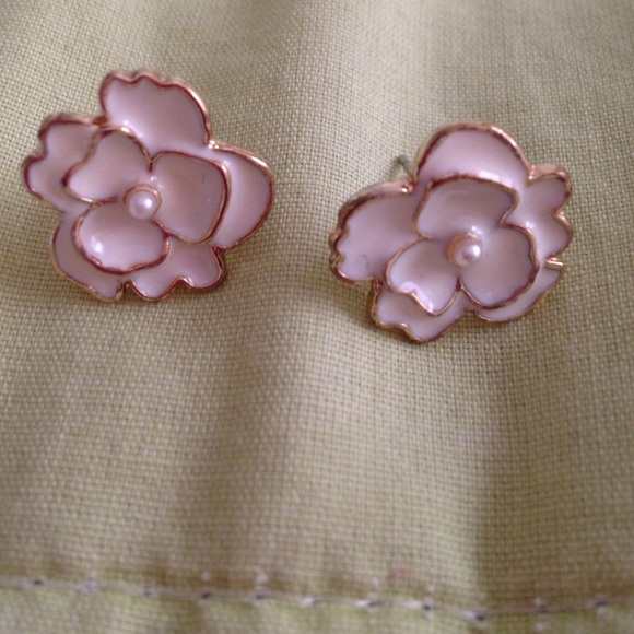 Jewlery (earrings)