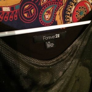 Forever 21 Tops - Closet closing in 4 HOURS!๐ Forever 21 Tops - Closet closing in 4 HOURS!๐