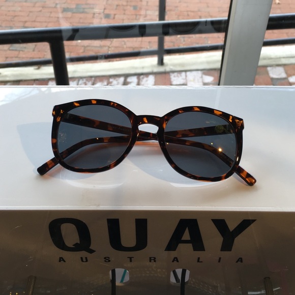Quay dixi & rhymes sunglass bundle