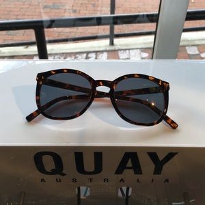 Quay dixi & rhymes sunglass bundle