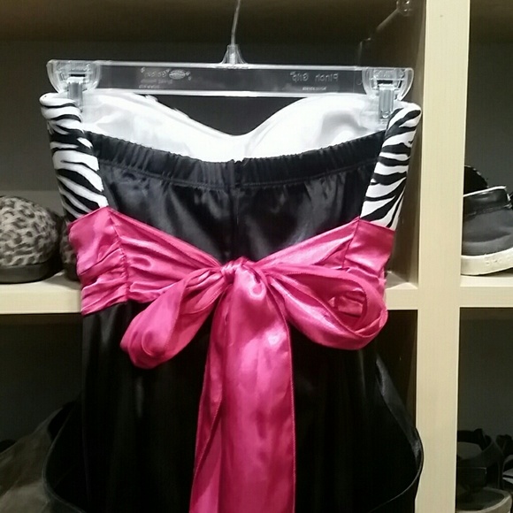 Strapless heart shaped dress - Picture 4 of 4