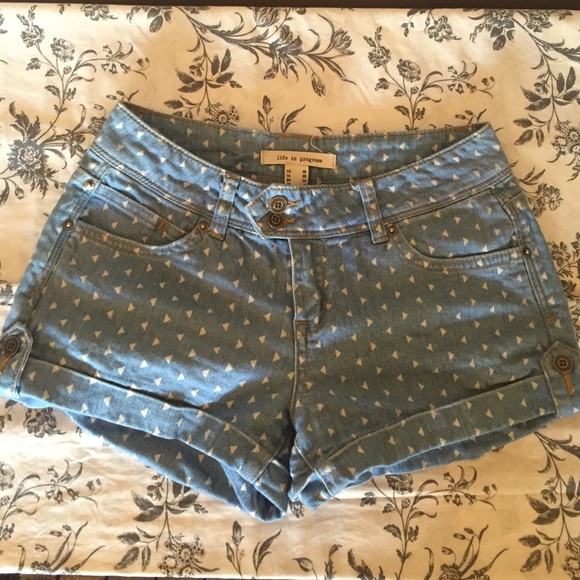 Triangle Print Denim Short