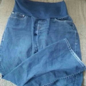 Pea in a pod maternity jeans size medium.
