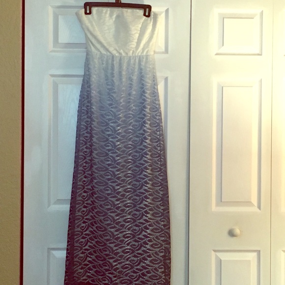 Strapless maxi lace dress.