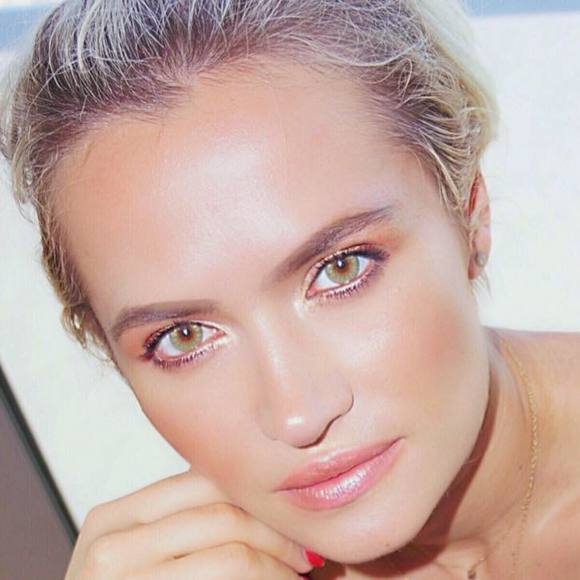 Meet your Posher, Kseniya - Picture 1 of 1