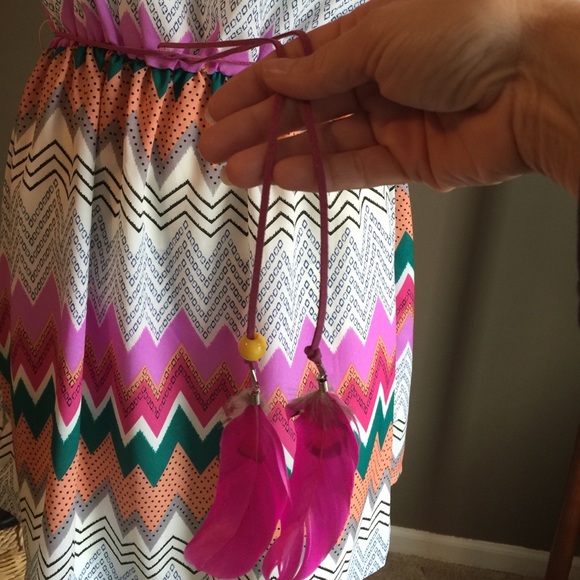 Dress - Picture 3 of 4