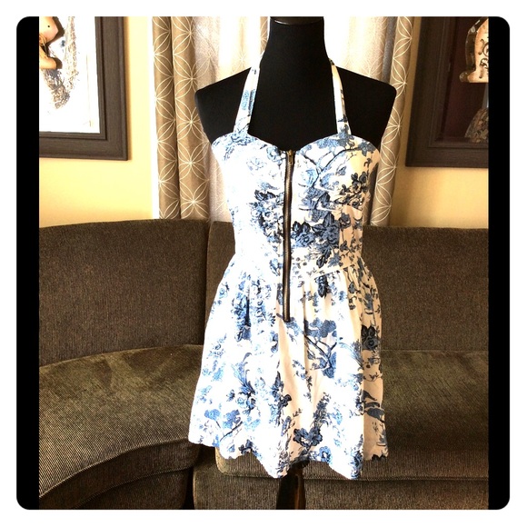 Love Chelsey Dresses & Skirts - Cute Dress