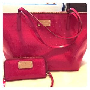 Kate Spade Tote Harmony Style with Spade Imprint