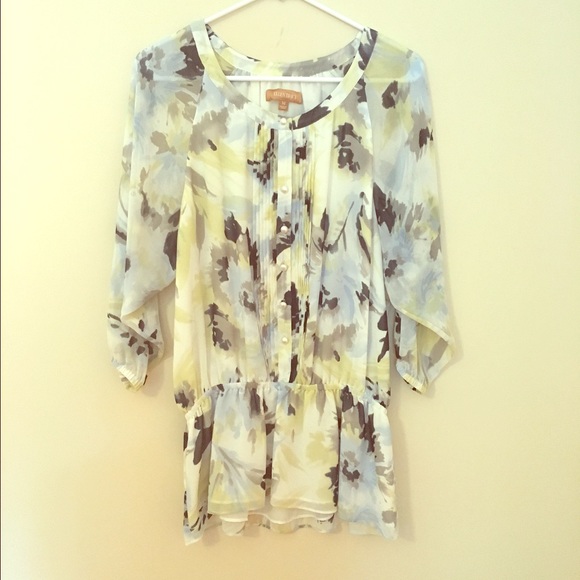 Dressy Peplum top!