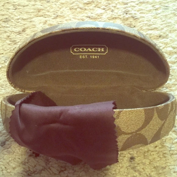 Coach sunglasses case includes lens cleaning cloth