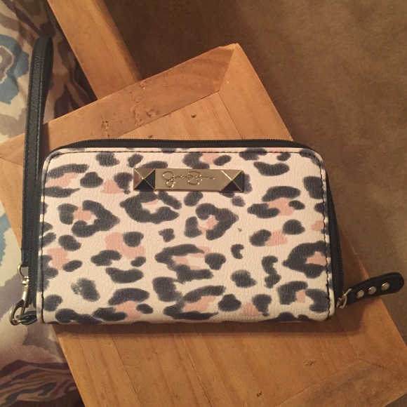 Jessica Simpson wallet clutch