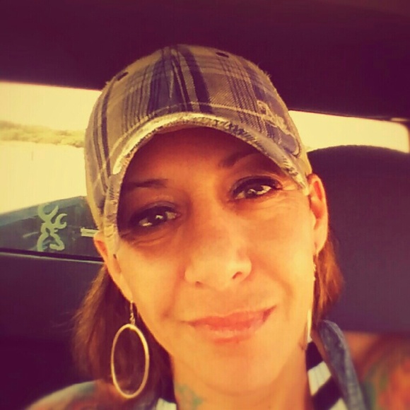 Meet your Posher, Joynoel - Picture 1 of 1