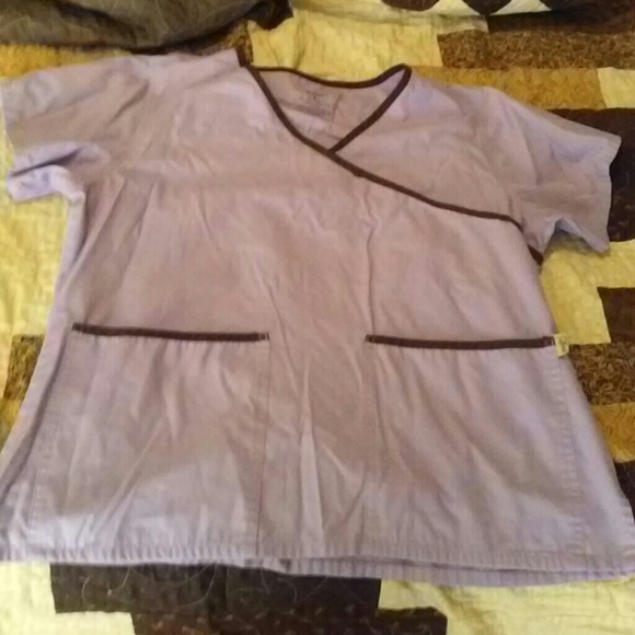 Scrub top