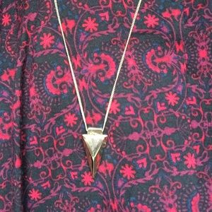 F21 gold arrow necklace
