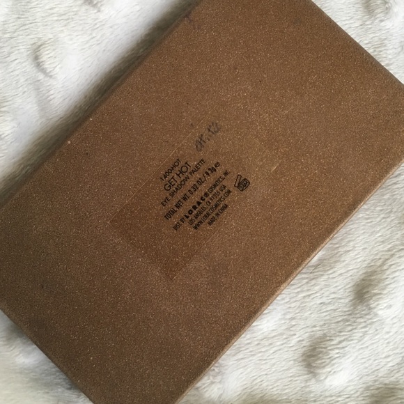 LORAC Get Hot Eyeshadow Palette - Picture 4 of 4