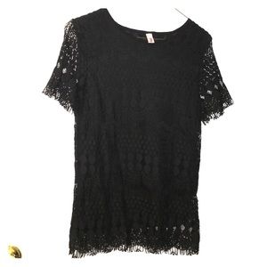 NWOT Black lace shirt sleeve blouse