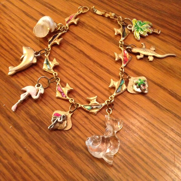 Charm bracelet filled with sea themed charms - Picture 1 of 1