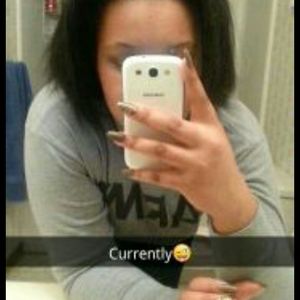 Meet your Posher, Jasmine