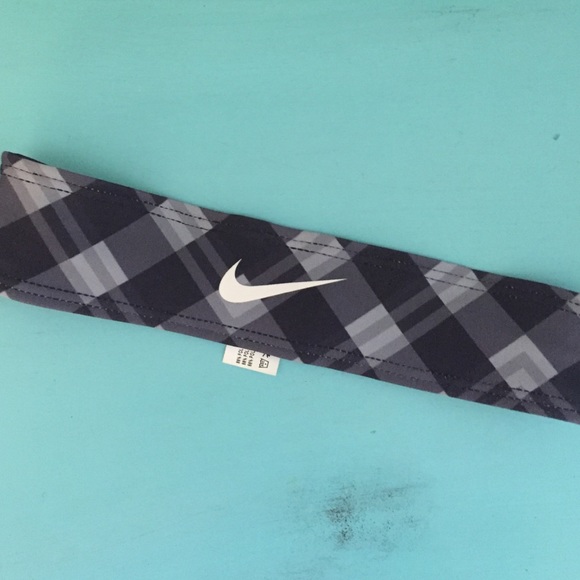 Nike headband