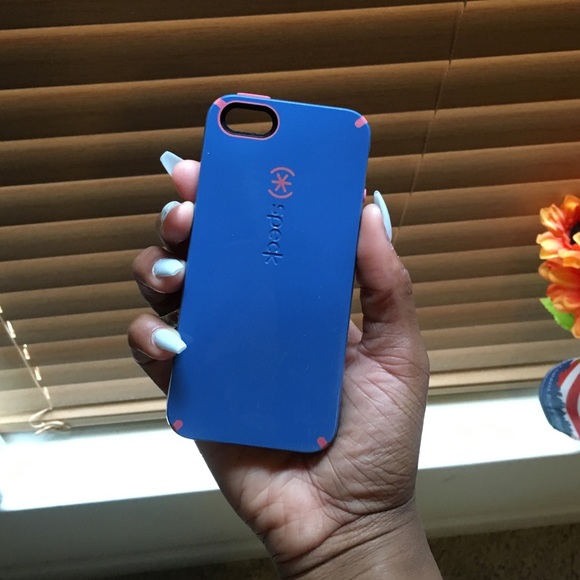 SPECK Case for iPhone 5/5s - Picture 1 of 4