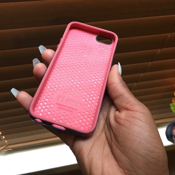 SPECK Case for iPhone 5/5s - Picture 3 of 4