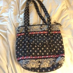 Small tote. Great pattern!