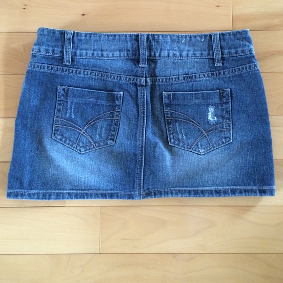 Blue jean skirt - Picture 2 of 2