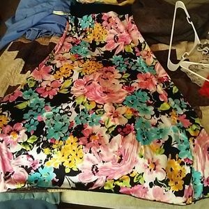 Maxi skirt