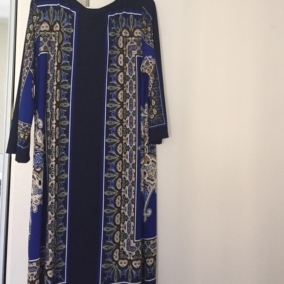 Dress - Picture 4 of 4