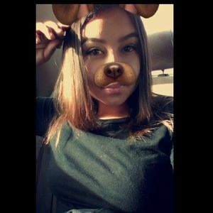 Meet your Posher, Candelaria