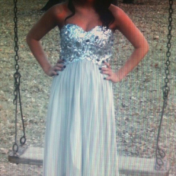 Prom dress