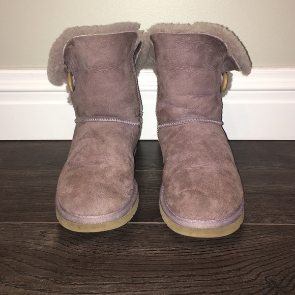 PURPLE UGGS
