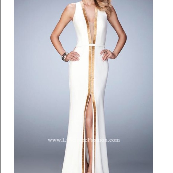 Brand New La Femme prom or formal gown. - Picture 1 of 4