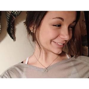 Meet your Posher, Julia