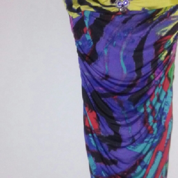 Top - Picture 3 of 3