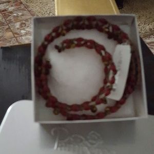 Bracket and checker necklace